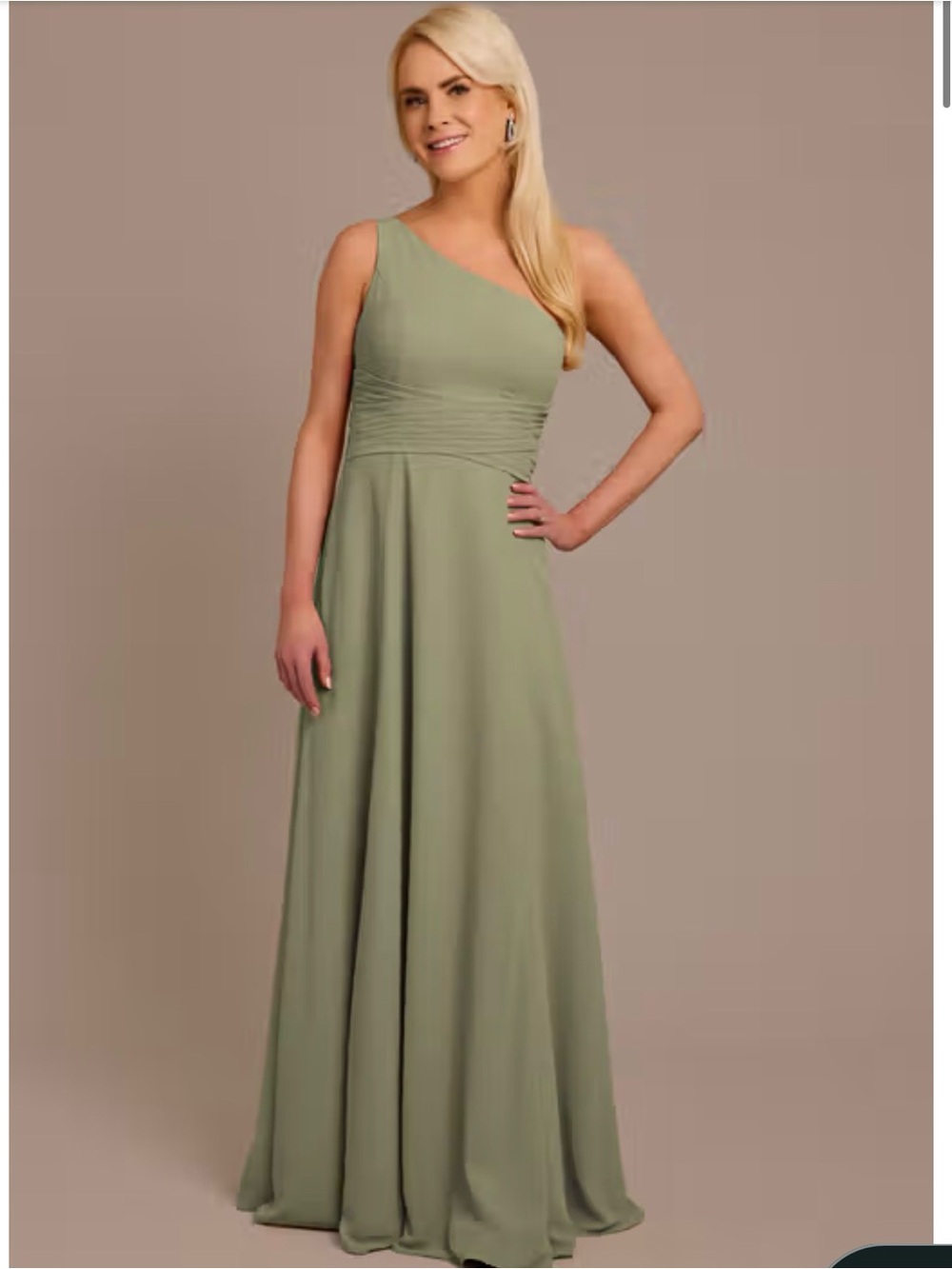 Chiffon One-Shoulder Dress with Tie
Eucalyptus color
